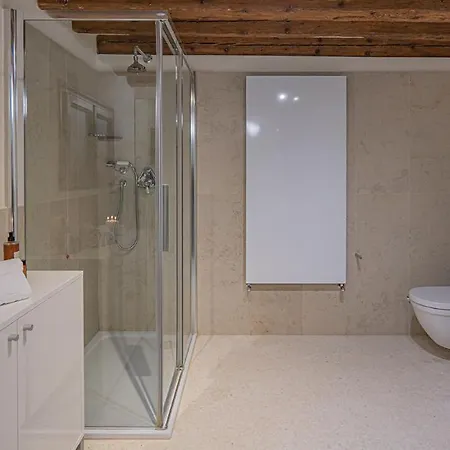 Tagiapiera Venetian Studio With Private Courtyard Renewed In 2021!