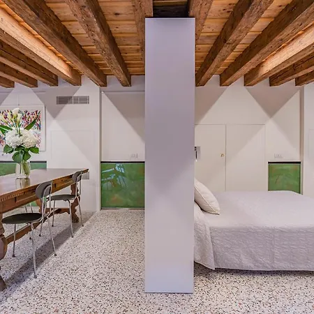 Tagiapiera Venetian Studio With Private Courtyard Renewed In 2021! * Veneza
